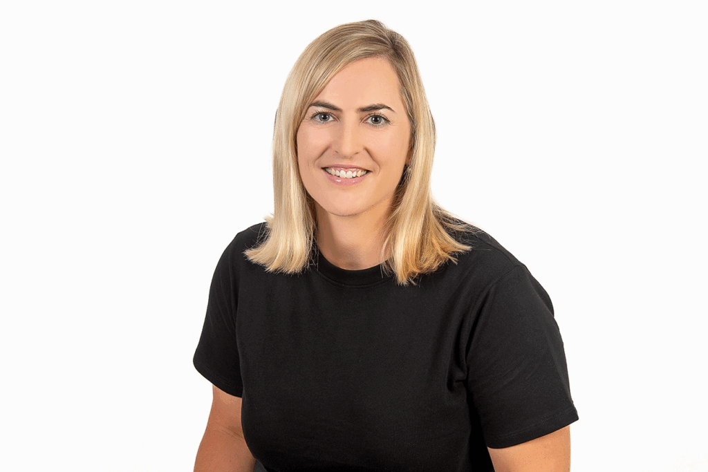 Headshot of Chloe Scott